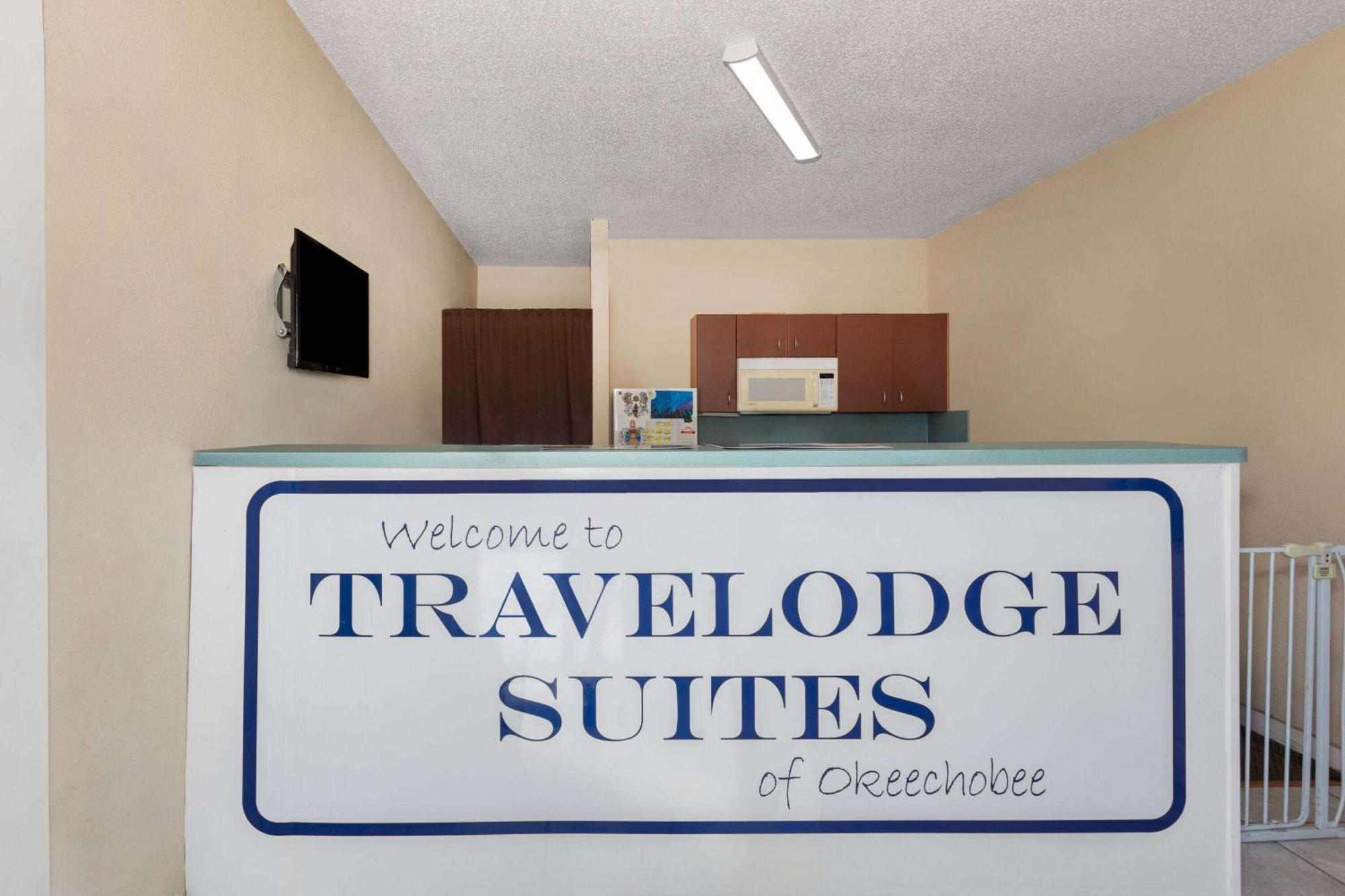 Travelodge Suites By Wyndham Lake Okeechobee Esterno foto